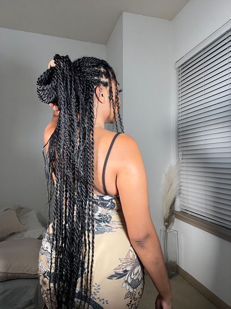 How To Style Island Twist With Curls, Island Twist Hairstyle Tutorial, Island Twist With Curls Tutorial, Island Twist With Bow, Island Gyal Locs, Twist Braid Hairstyles, Twist Braids, Curled Hairstyles, Protective Styles