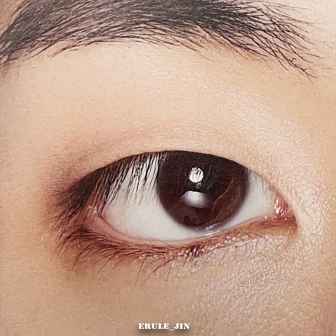 Jin's Eyes, Bts Eyes, Body Study, Eye Close Up, Book Cover Diy, Bts V Photos, Eyes Wallpaper, Photos Of Eyes, Most Beautiful Eyes