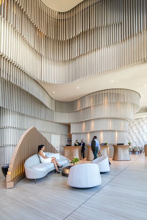 Gensler Spotlight: Latin America - Interior Design Architectural Screen, Vstupná Hala, Hotel Lobby Design, Lobby Interior Design, Hospital Interior, Conceptual Architecture, Lobby Interior, Hospital Interior Design, Lobby Design