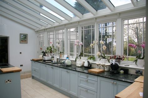 Kitchen conservatories Conservatory Kitchen Extension, Conservatory Kitchen Ideas, Orangery Kitchen, Kitchen Extension Ideas, Kitchen Orangery, Greenhouse Kitchen, Sunroom Kitchen, Kitchen Conservatory, Orangery Extension