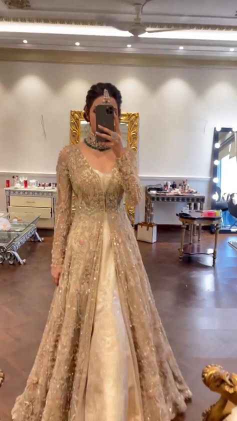 Baju Kahwin, Latest Bridal Dresses, Bridal Dresses Pakistan, Pakistani Wedding Outfits, Pakistani Fancy Dresses, Beautiful Pakistani Dresses, Fancy Dresses Long, Bridal Dress Fashion, Indian Bridal Dress