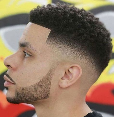 Afro Fade Haircut, High Top Fade Haircut, Medium Fade Haircut, Haircut And Beard, Top Fade Haircut, Black Man Haircut Fade, Mid Fade Haircut, Black Boys Haircuts, Afro Fade