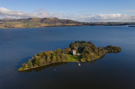 Lochleven Castle: The Prison Island | Discover Historic Scotland Kinross Scotland, Garden Tools Decor, Wild Geese, Beautiful Scotland, Uk Trip, Beautiful Ruins, Northern England, Tower House, Mary Queen Of Scots