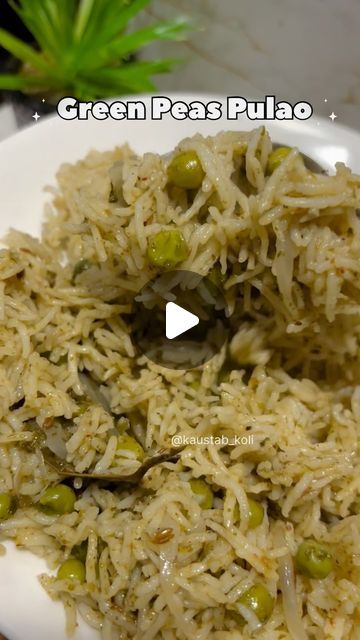 𝐊𝐚𝐮𝐬𝐭𝐚𝐛 𝐊𝐨𝐥𝐢 on Instagram: "Easy, flavourful and packed with greens this Peas Pulao is pure comfort for your quick dinner! 😍🫛

Ingredients:
For the green masala paste:
- 5-6 stalks of mint leaves
- 5-6 stalks of coriander leaves
- 3-4 green chillies

For the tempering:
- 1 tbsp oil
- 2 tsp ghee
- 1-2 bay leaves
- 1 star anise
- 1 cinnamon stick
- 1 tsp cumin seeds
- 4-5 cashews
- 1 large onion, sliced
- 1 tsp ginger-garlic paste
- Green masala paste
- Green peas
- 1½ cups basmati rice
- 1 tsp garam masal
- 3 cups Hot water 

Instructions:
First wash the rice and soak it for 20mins. Make green paste by blending mint leaves, fresh coriander and green chillies set aside. In a pressure cooker add oil and ghee, then add cumin seeds, khada masala and cashews sauté well for some time Green Peas Pulao Recipe, Peas Pulao, Dinner Ingredients, Cumin Seeds, Coriander Leaves, Bay Leaves, Green Peas, Garlic Paste, Star Anise