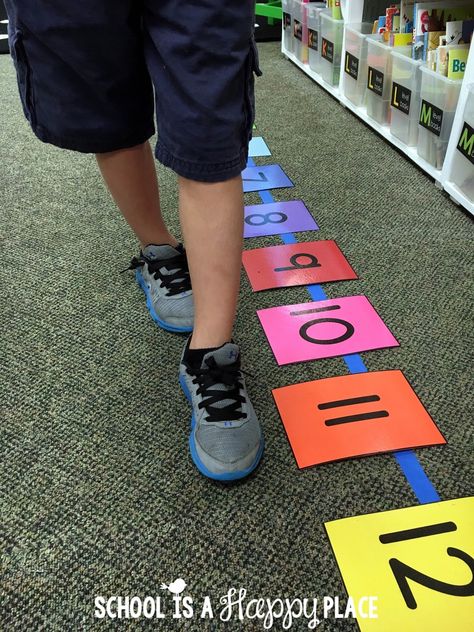 Life size number line lessons and freebies. Great ideas! #math #numbersense Number Line Games, Number Line Activities, Line Lesson, Number Sense Kindergarten, Number Lines, Numbers Kindergarten, Math Journals, Education Humor, First Grade Teachers