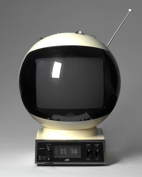 Jvc Videosphere, To Do App, Portable Tv, Radio Vintage, Vintage Television, Television Set, Retro Gadgets, Dieter Rams, Vintage Tv