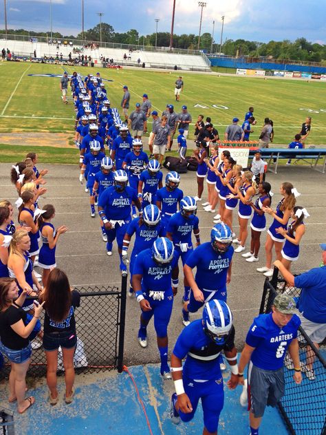 apopka high school football, nothing like it American Football High School, School Flicks, American Highschool, Teenage Fun, Usa High School, High School Sport, Highschool Football, Homecoming 2024, High School Games