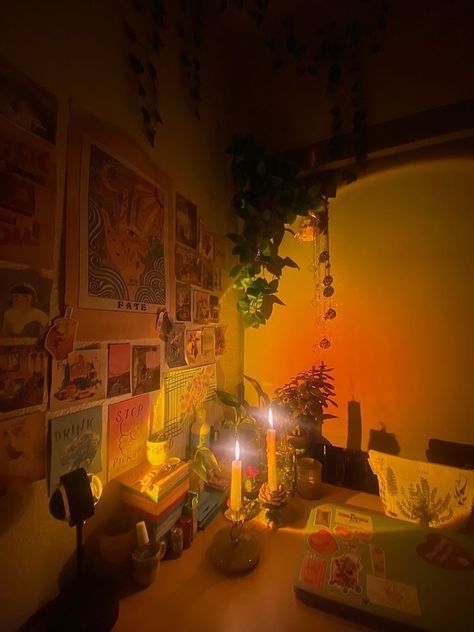 # Bedroom Ideas Sunset Lamp, Room Decor Sunset Lamp, Sunset Lamp Rooms, Room With Candles Aesthetic, Room Inspo Sunset Lamp, Sunset Lamps Aesthetic, Bedroom Sunset Aesthetic, Sunset Lamp Room Decor, Dorm Sunset Lamp