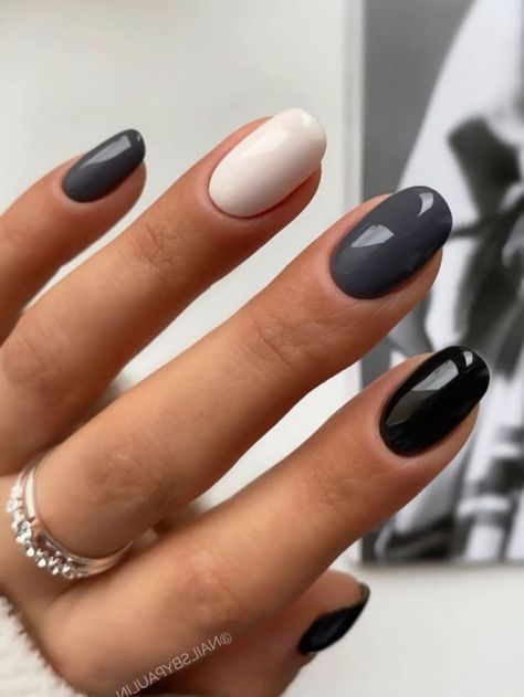 Gray Nail Designs, Grey Gel Nails, Gray Nail, Holiday Acrylic Nails, Grey Nail Designs, Ballet Nails, Milky Nails, Nagel Tips, Girly Acrylic Nails