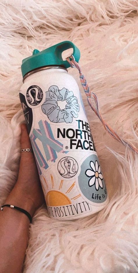 Day And Night Routine, Flask Art, Custom Hydro Flask, Hydro Flask Accessories, Routine Day, Hydro Flask Tumbler, Water Bottle Art, Hydro Flask Bottle, Hydro Flask Water Bottle