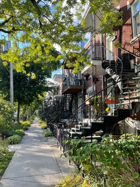 Montreal Canada Houses, Montreal Architecture Old, Montreal Astethic, Montreal Apartment Aesthetic, Montreal Summer Aesthetic, Montreal Quebec Canada, Canada Houses Toronto, Montreal Canada Aesthetic, Quebec Aesthetic