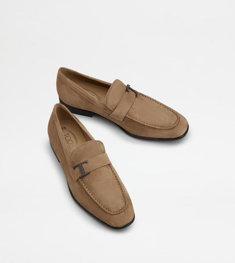 Man BROWN Timeless Loafers in Suede XXM51B0EB00OA69MCS401 | Tods Brown Loafers, Timeless Accessories, Italian Luxury, Leather Loafers, Luxury Shoes, Leather Heels, Calf Skin, Leather Upper, Dust Bag