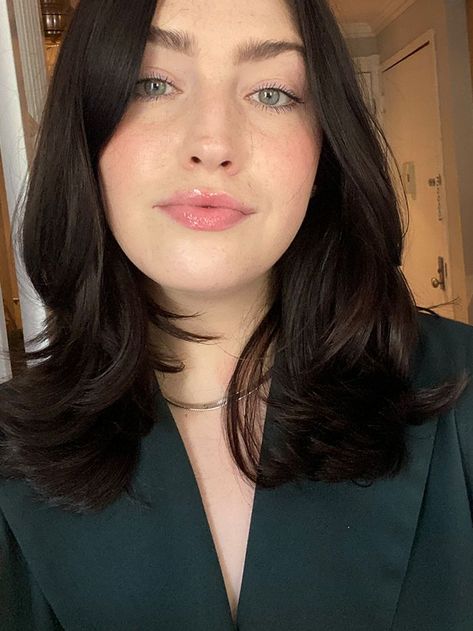 Coarse Thick Hair Haircuts, Women Haircut Thick Hair, Mid Length Medium Brown Hair, Mid Size Haircut, Thick Hair Medium Haircut, Haircut For Puffy Hair, Haircuts Thick Straight Hair, Thick Lob Haircut, Thick Hair Lob Haircut