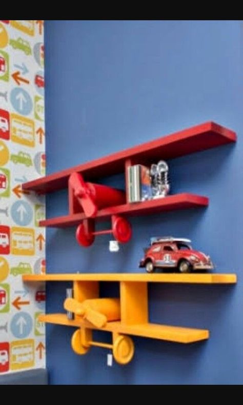 Plywood Ideas, Toy Airplane, Vintage Planes, Wooden Projects, Kids Wood, Wood Toys, A Shelf, Wooden Crafts, Child's Room