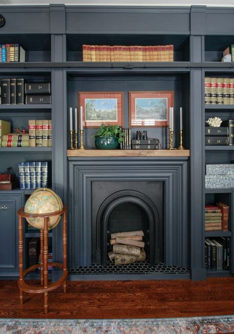 A House in the Woods. dark painted fireplace Herringbone Patio, Fearless Wallpaper, Cane Cabinet, Alcove Cupboards, Southern Home Interior, Fireplace Built Ins, Library Room, Library Wall, Home Library Design