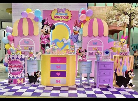 Minnie Mouse Bowtique Party, Minnies Bowtique Party Decoration, Minnie Mouse Boutique Party Ideas, Minnie’s Bowtique Party, Minnie’s Bowtique Birthday Party, Minnie Candyland, Minnies Bowtique Party, Minnie Bowtique Party, Bowtique Party