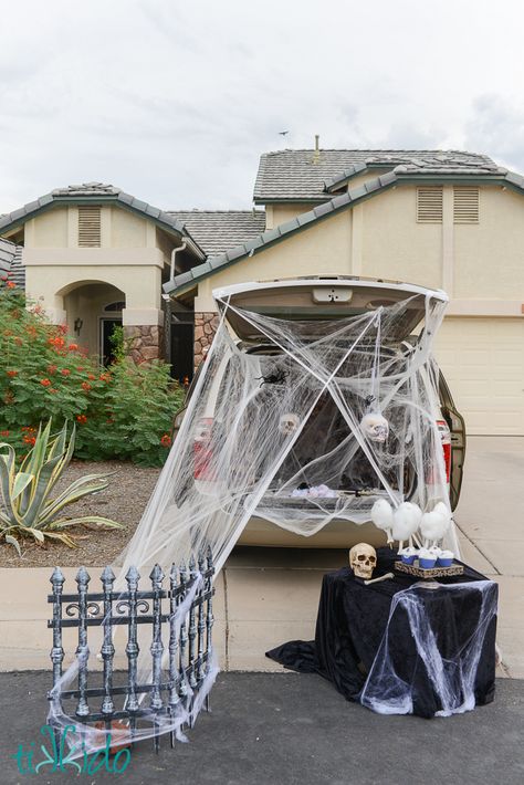 Trunk or Treat inspiration, with a spooky spiders' den full of cobwebs and bones...and sweet treats. Spider Themed Trunk Or Treat, Cemetery Trunk Or Treat Ideas, Halloween Trunk Or Treat Ideas, Halloween Trunk Or Treat, Dog Spider Costume, Halloween Customs, Spider Theme, Trunk Or Treat Ideas, Halloween Camping