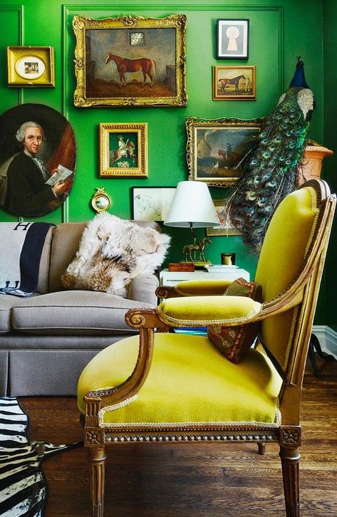 Green Room Decor, Green Walls, Living Room Green, Green Interiors, Green Rooms, Living Room Colors, A Living Room, Vintage Modern, A Chair