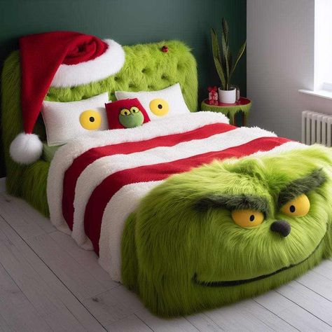 Grinch Bedroom Decor, Funny Beds, Grinch Bedroom, Cave Hideout, Bed Humor, Grinch Stuff, Bed For Kids, Amazing Bedroom Designs, Unusual Furniture