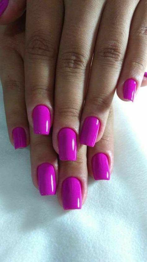 Mani Colors, Magenta Nails, Pink Nail Colors, Coral Nails, Pretty Nail Art Designs, Classic Nails, Toes Designs, Expecting Parents, Mixed Feelings