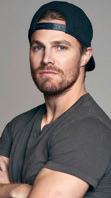 Stephen Amell...no words just OMFG!!❤️❤️ Stephan Amell, Justice League Team, Cello Photography, Gfx Resources, Stephen Amell Arrow, Oc Character, Model Reference, Oliver Queen, Stephen Amell