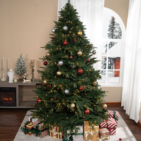 Christmas tree inspiration traditional