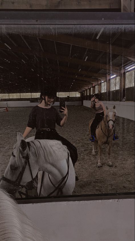 Horsey Life, Equestrian Aesthetic, Horse Games, Travel Pictures Poses, Horse Aesthetic, Horse Ranch, Best Friends Aesthetic, Ranch Life, Horse Equestrian