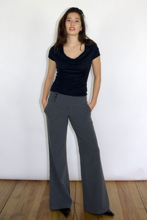 Low Rise Suit Pants, Grey Tailored Pants Outfit, Grey Trousers Outfit, Tailored Pants Outfit, Afterpay Day, Iconic Y2k, Trouser Outfit, 2000s Style, Low Rise Pants