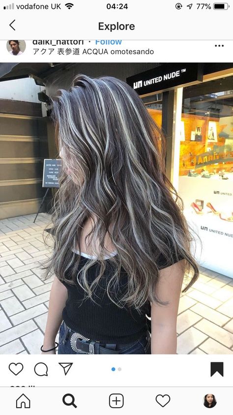 White Hair Highlights, Skunk Hair, Hair Streaks, Dark Hair With Highlights, Long Hair Color, Blending Gray Hair, Gray Hair Highlights, Hair Dye Colors, Hair Inspiration Color