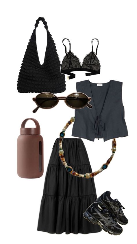 Alt Beach Outfits, Goth At The Beach, Alternative Beach Outfit, Goth Beach Outfit, Goth Summer Outfits, Goth Beach, Beach Goth, Summer Goth, Honeymoon Outfits