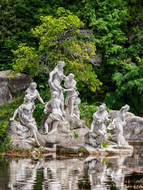 Caserta Caserta Italy, Living Forever, Rent A Car, Greek Goddess, Positano, Versailles, Naples, Sculpture Art, Places To Go