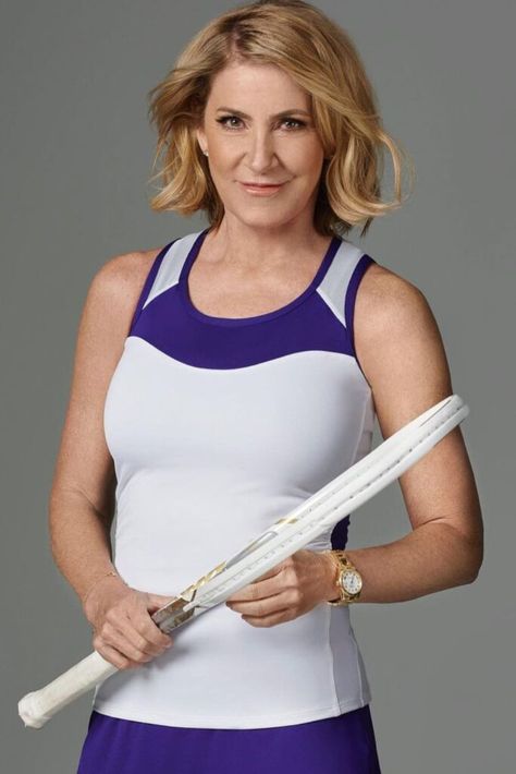 Chris Evert Net Worth: Career & Salary [2022 Update] - Players Bio Tracy Austin, Famous Golfers, Chris Evert, Sportswear Design, Tennis Legends, Ladies Tennis, Sporty Looks, Watches Women, Tennis Player