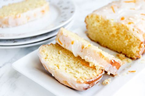 Orange-Lemon Pound Cake with Citrus Cream Made With Krusteaz Meyer Lemon Pound Cake Mix Krusteaz Lemon Pound Cake Recipes, Lemon Orange Pound Cake, Krusteaz Recipes, Boxed Cake Mixes Recipes, Lemon Pound Cake Recipe, Honey Cornbread, Sour Cream Pound Cake, Lemon Dessert Recipes, Summer Baking