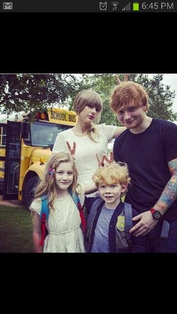 From the set of their video for "everything has changed" Everything Has Changed, Taylor Swift Music Videos, Everything Has Change, Taylor Swift Facts, Taylor Swift Music, Swift Photo, Captain Swan, Ed Sheeran, Taylor Alison Swift