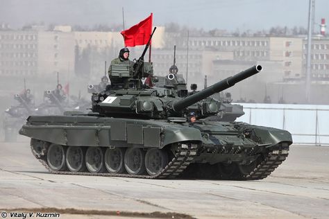 Russia’s Deadly T-90A Tanks are Blowing Up (Like Everyone Else’s) In Syria | The National Interest Blog Armata Tank, Armor Designs, Tracked Vehicles, T 72, Kitty Pryde, Combat Armor, T 90, Russian Tanks, Military Armor