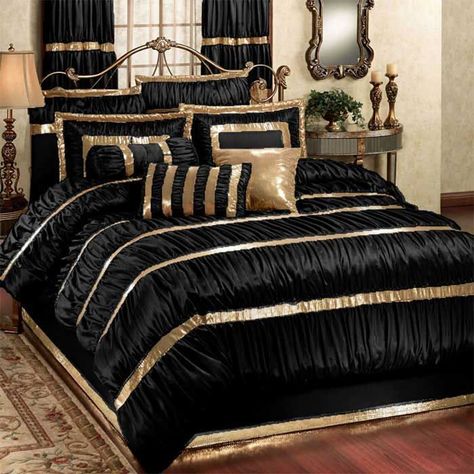 Luxury Bedsheet Designs, Fancy Bedsheet, Black And Gold Bedding, Black Bedsheet, Bedsheet Design, Bed Design Modern Luxury, Black Bed Sheets, Fancy Bed, Luxury Bedroom Sets