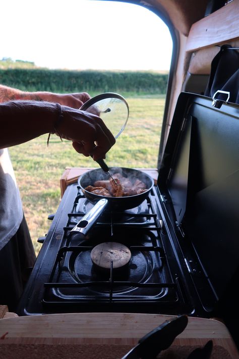 Van Camping Ideas, Food Caravan, Cooking Camping, Door Open, Van Camping, Camping Ideas, Van Conversion, Gorgeous View, Tasty Dishes