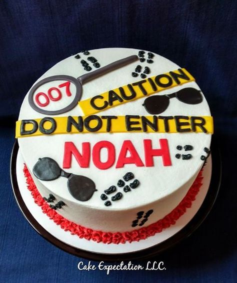 007  Spy Birthday Cake Secret Agent Birthday Cake, Spy Cake, Spy Kids Party, Secret Agent Party, Detective Party, Spy Birthday Parties, Mystery Parties, Zombie Birthday, Spy Party