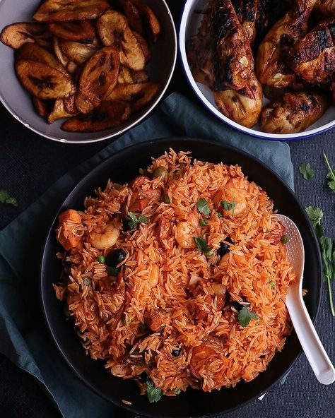 Nigerian Delicacies, Nigerian Foods, Nigeria Food, Ghana Food, African Recipes Nigerian Food, I'm Fat, West African Food, Nigerian Recipes, Jollof Rice