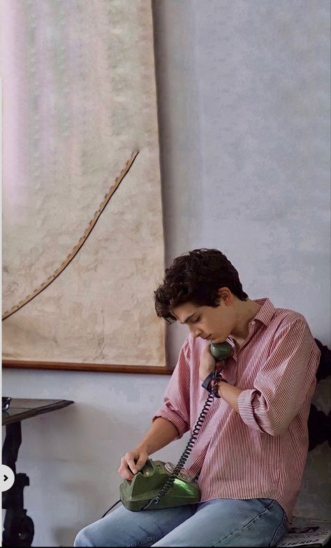 Elio Perlman Wallpaper, Elio Call Me By Your Name, Timothee Chalamet Call Me By Your Name, Call Me By Your Name Wallpaper, Timothee Chalamet Outfits, Call Me By Your Name Outfits, Timothee Chalamet Wallpaper, Italy 1983, Somewhere In Northern Italy 1983