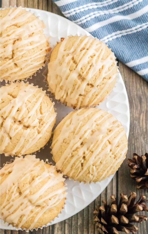 Eggnog Muffins with Rum Icing/ eggnog frosting with rum Eggnog Muffins Recipe, Eggnog Muffin Recipe, Eggnog Icing, Eggnog Muffins, Eggnog Frosting, Grilled Turkey, French Dip Sandwich, Eggnog Recipe, Blueberry Scones