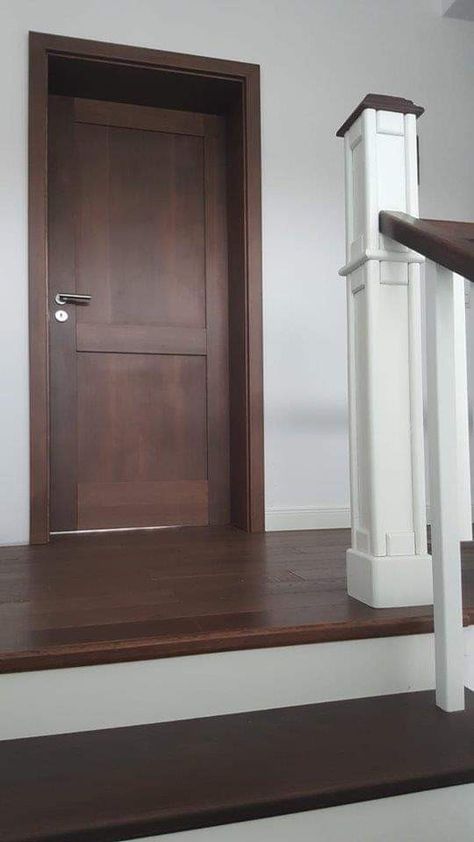 Brown Doors Interior, Dark Wood Doors, Stained Interior Doors, Dark Interior Doors, Interior Door Styles, Inside Doors, Brown Rooms, Brown Doors, Dark Wood Stain