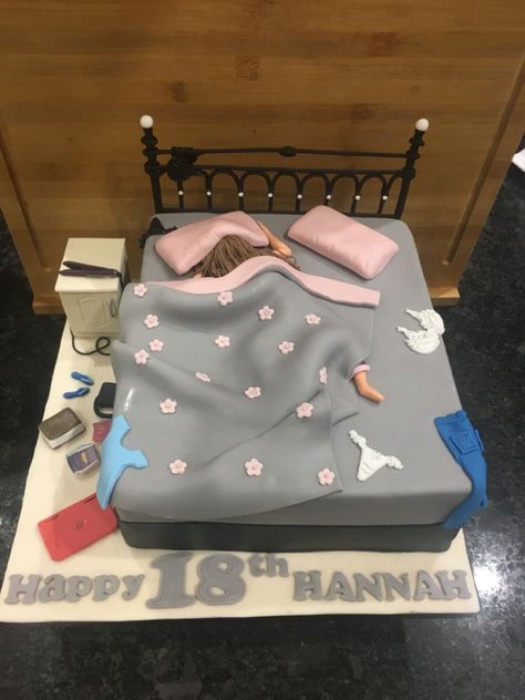 Bed Birthday Cake, 18th Birthday Cake Fondant, Woman's Birthday Cake, Cake Designs For 17th Birthday Girl, Bed Cakes Ideas, Cute 13 Birthday Cakes, Birthday Cake For Women 18th, Funny Cakes For Women Birthdays, Cake Designs For 18th Birthday Girl