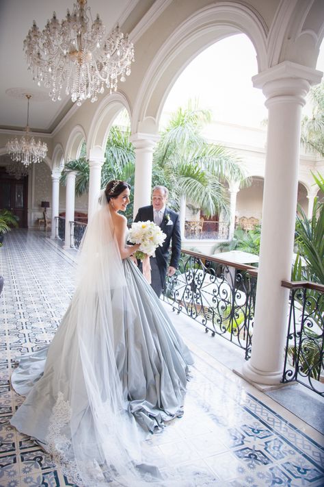 White Hacienda Wedding, Hacienda Wedding, Destination Wedding Decor, Cheap Wedding Venues, Event Planning Tips, Destination Wedding Mexico, Dream Destination Wedding, Cheap Wedding, Mexican Wedding