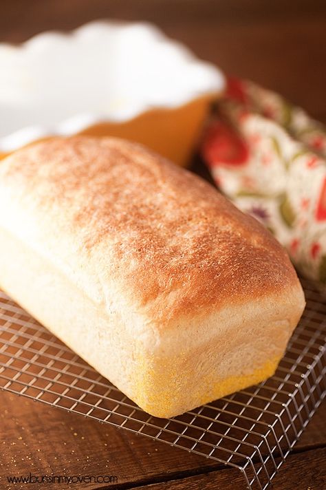 Muffin Bread Recipe, English Muffin Bread Recipe, Sourdough Starters, English Muffin Recipe, Buns In My Oven, English Muffin Bread, English Muffin Recipes, Homemade English Muffins, A Loaf Of Bread