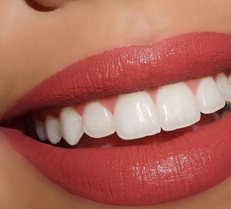 Straight White Teeth With Fangs, Beautiful Smile Aesthetic, Perfect Teeth Aesthetic, White Teeth Aesthetic, Perfect Teeth Smile, Perfect Smile Teeth, Cute Teeth, Teeth Whiting At Home, Teeth Aesthetic