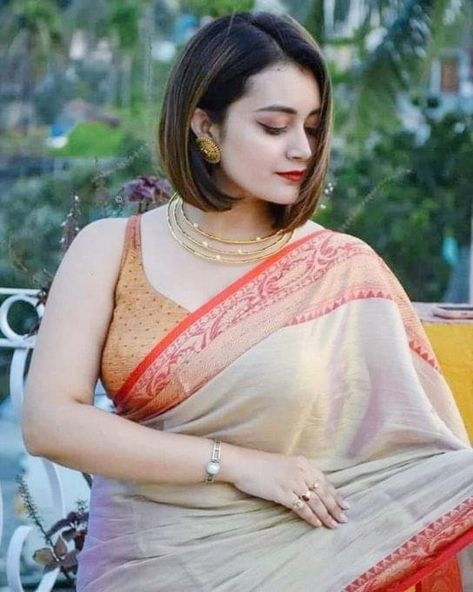 Hair Style On Saree, Elegant Fashion Outfits, Girls Dresses Diy, Indian Aesthetic, Bollywood Girls, Beautiful Smile Women, Indian Beauty Saree, Short Hair Cuts