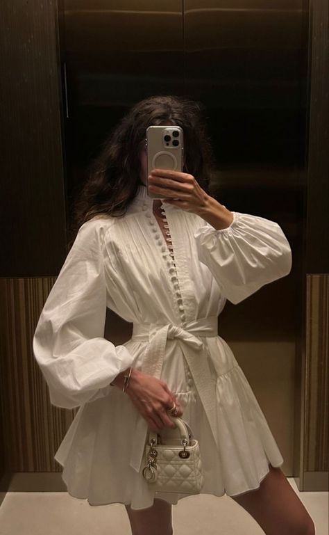 Look Hippie Chic, Look Kylie Jenner, Gala Gonzalez, Fest Outfits, Emmanuelle Alt, Leandra Medine, Night Out Outfit, Spring Fashion Trends, Looks Chic