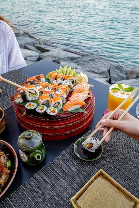 Japanese Grill, Peaceful Ambience, Restaurant Japanese, California Roll Sushi, Sushi Date, Sushi Night, Sushi Restaurants, 10 Pm, Healthy Food Motivation