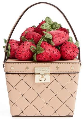 Kate Spade New York Picnic Perfect Strawberry Woven Leather Basket Bag New York Picnic, Kate Spade Strawberry, Strawberry Basket, Funky Purses, Novelty Handbags, Novelty Purses, Woven Leather Bag, Unique Handbags, Deco Retro